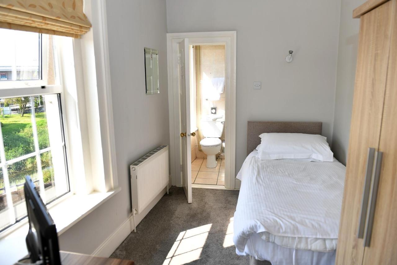 Railway House Guest House Mullingar Extérieur photo